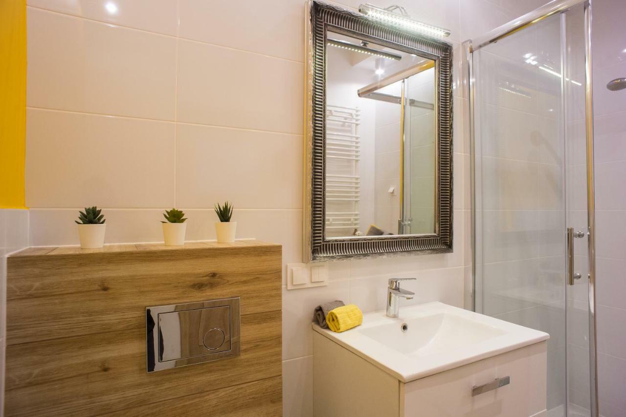 Atrium Apartment Z Garazem Торунь Екстер'єр фото